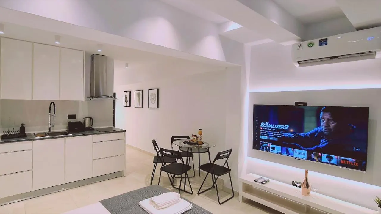 أيا نابا Stay Mezarina Luxury Apts