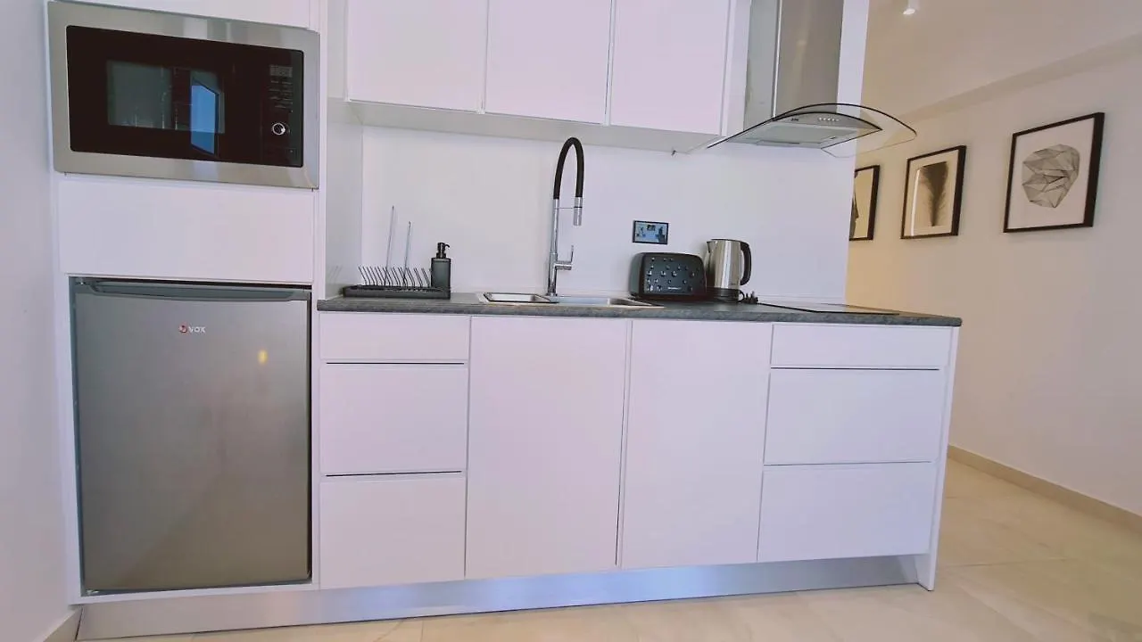 أيا نابا Stay Mezarina Luxury Apts