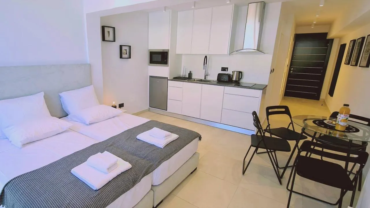 أيا نابا Stay Mezarina Luxury Apts 0*, أيا نابا قبرص