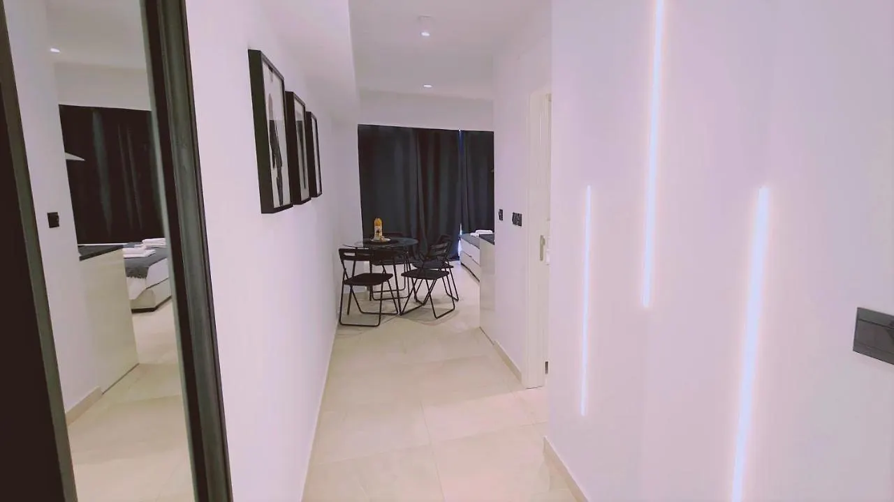 أيا نابا Stay Mezarina Luxury Apts 0*, أيا نابا